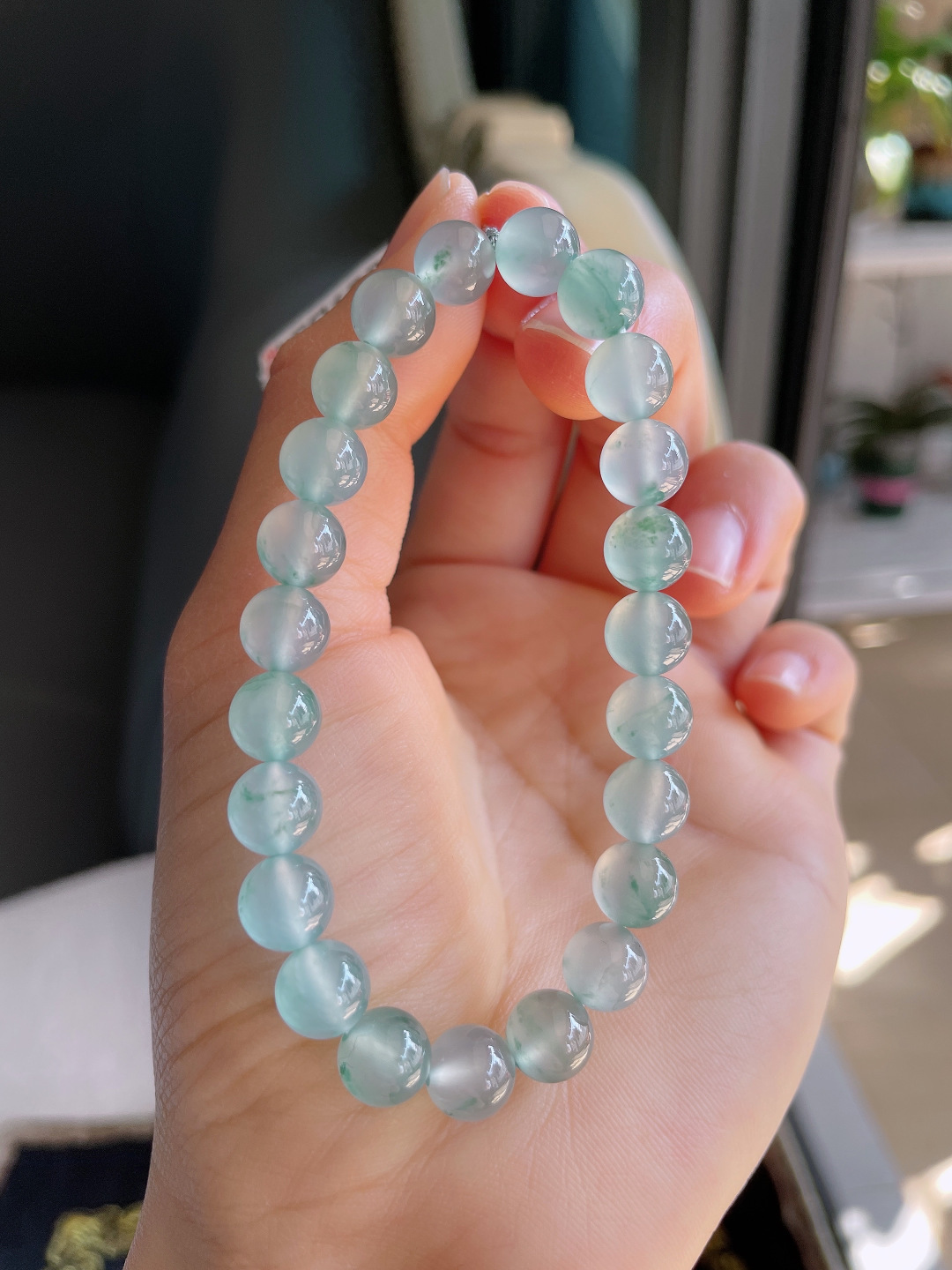 天然翡翠A货，老坑冰飘花手串，尺寸：8mm。【编3534】
