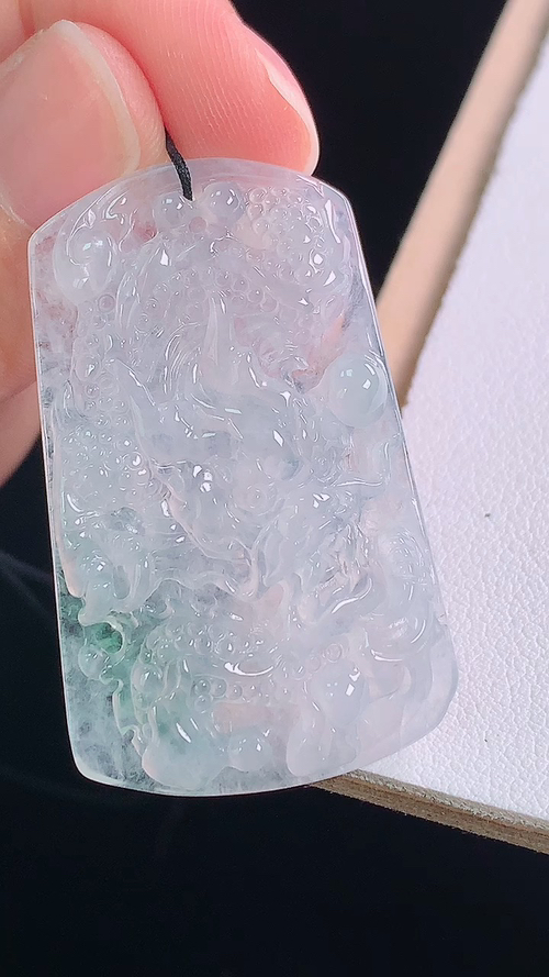 ️冰飘花龙牌，一刀切，无裂，尺寸:40.3-24.9-4.5mm