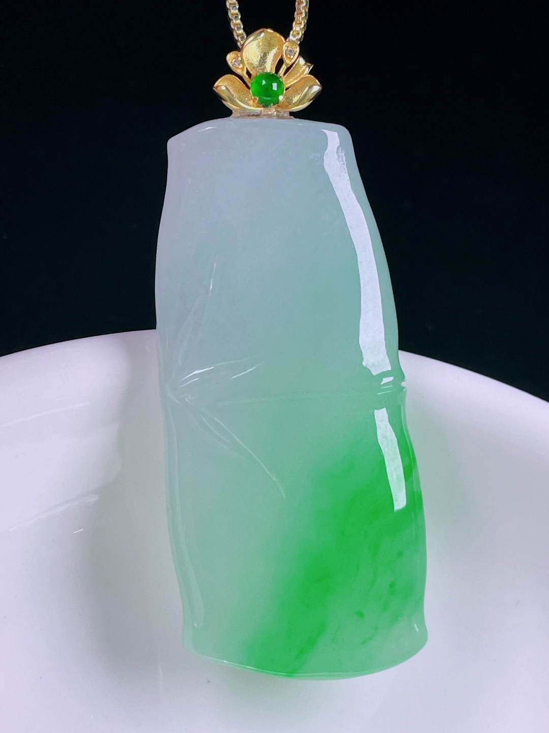 ️冰绿节节高升，老种起光，细底通透，尺寸：48.5裸石42/19.3/6mm0620