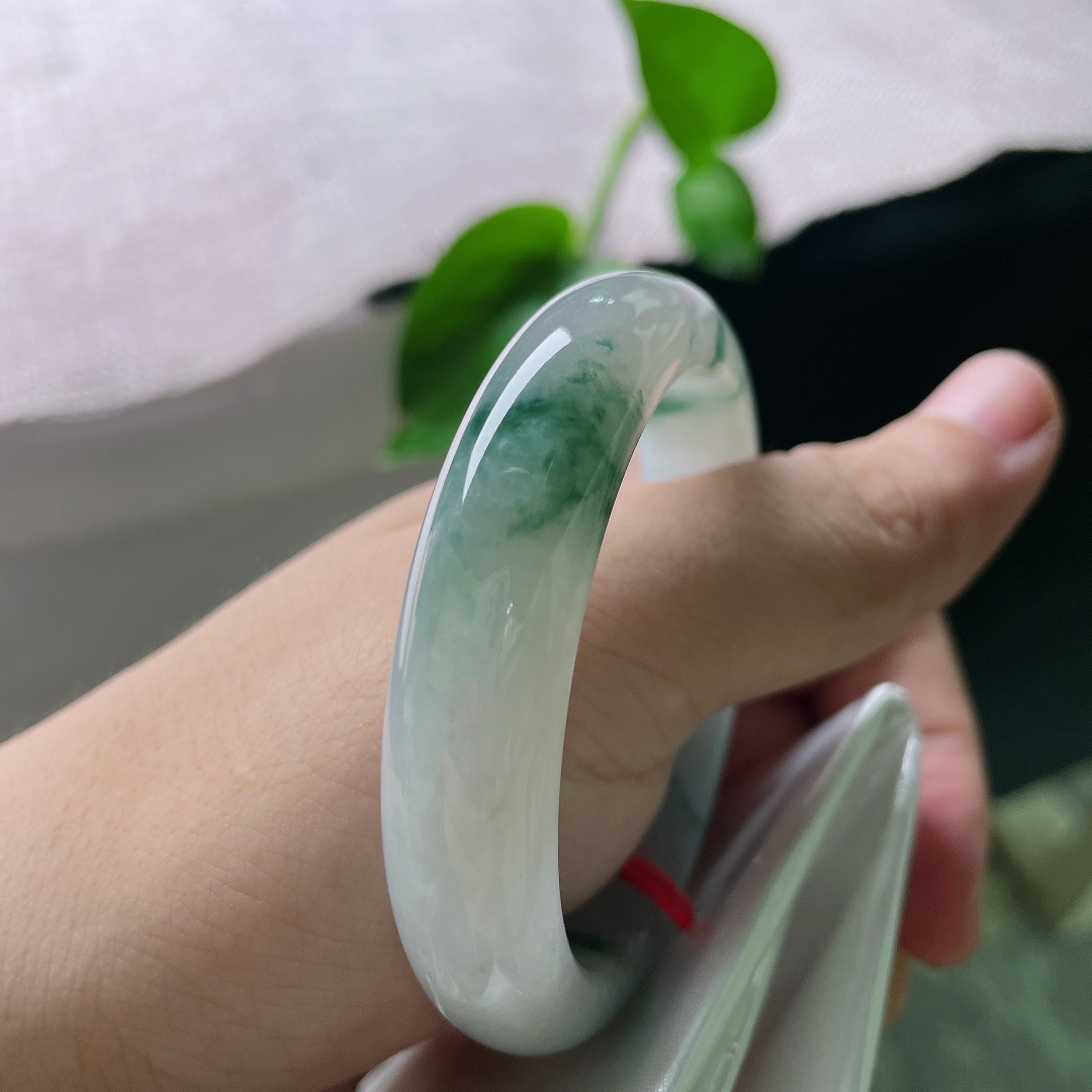 51.1/12.1/7.7飘花正圈，冰晶玉莹，种老，墨染星辰云水间，腕间的山水画，无裂，ss53074a