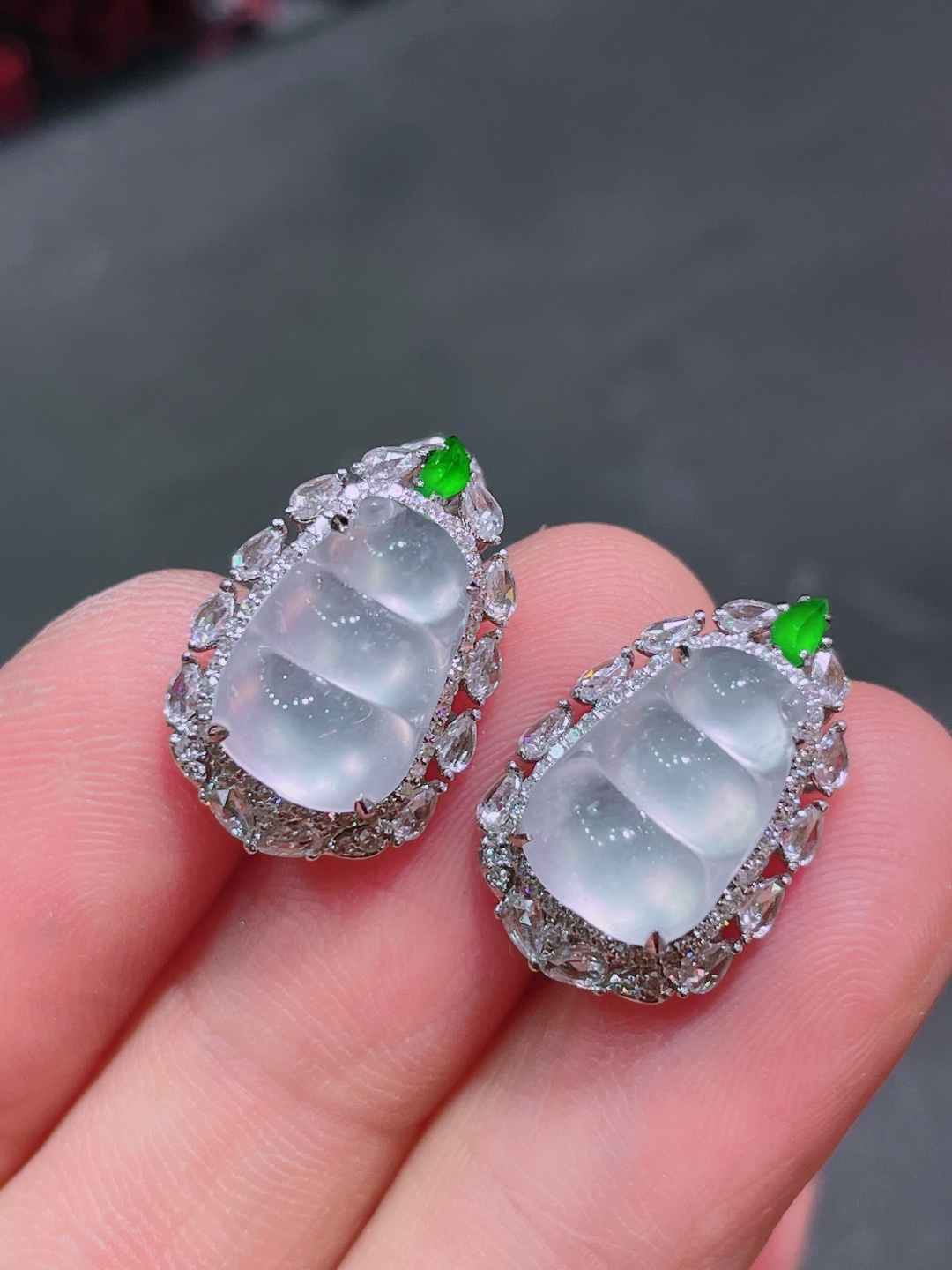 ️冰种福豆耳钉 晶莹剔透，新颖时尚，无裂，12-8-4