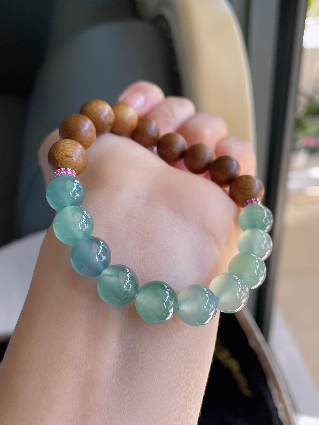 天然翡翠A货，冰多宝搭配沉香木手串，尺寸：10mm。【编3863】