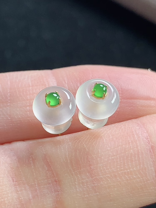 18k金镶冰种平安扣耳钉，无裂，裸石尺寸6.9-3.2mm，L20hay
