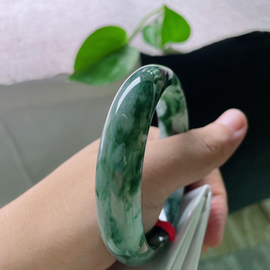 60.6/14.3/7.6飘花正圈，水润细腻，种老，悠悠的云里有淡淡的诗，沉稳贵气，有纹，ss55182a