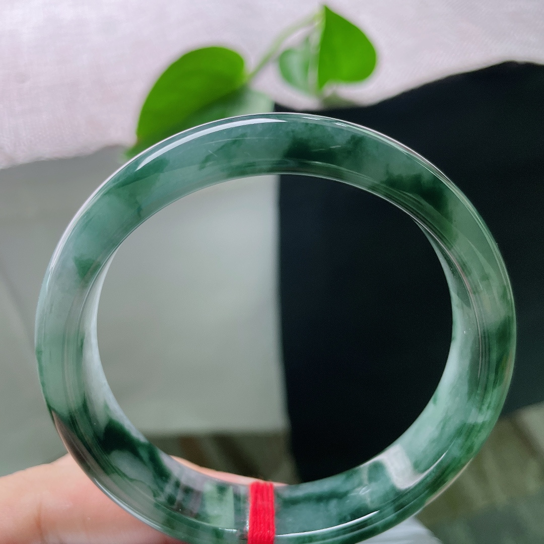 60.6/14.3/7.6飘花正圈，水润细腻，种老，悠悠的云里有淡淡的诗，沉稳贵气，有纹，ss55182a
