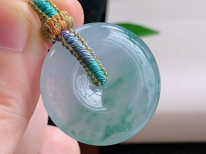 ️ 平安扣，无裂，尺寸29.4-5.6mm，包A附证书