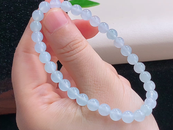 ️ 白冰手串，尺寸取一6.3mm，包A附证书
