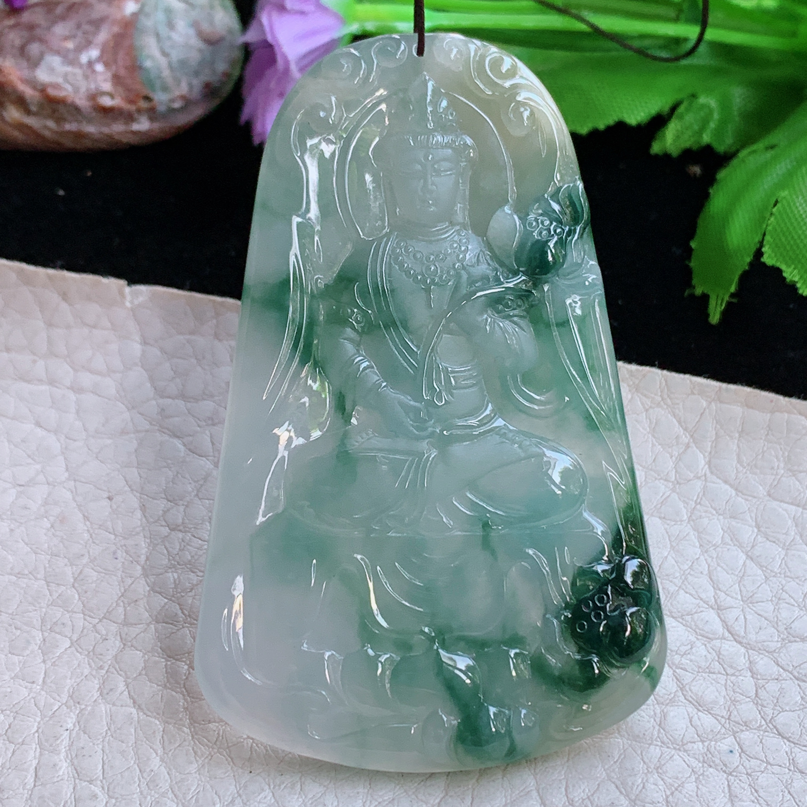 ktj实拍58.8*43.6*5.8缅甸翡翠a货精雕冰飘花大势至菩萨 生肖守护神玉吊坠