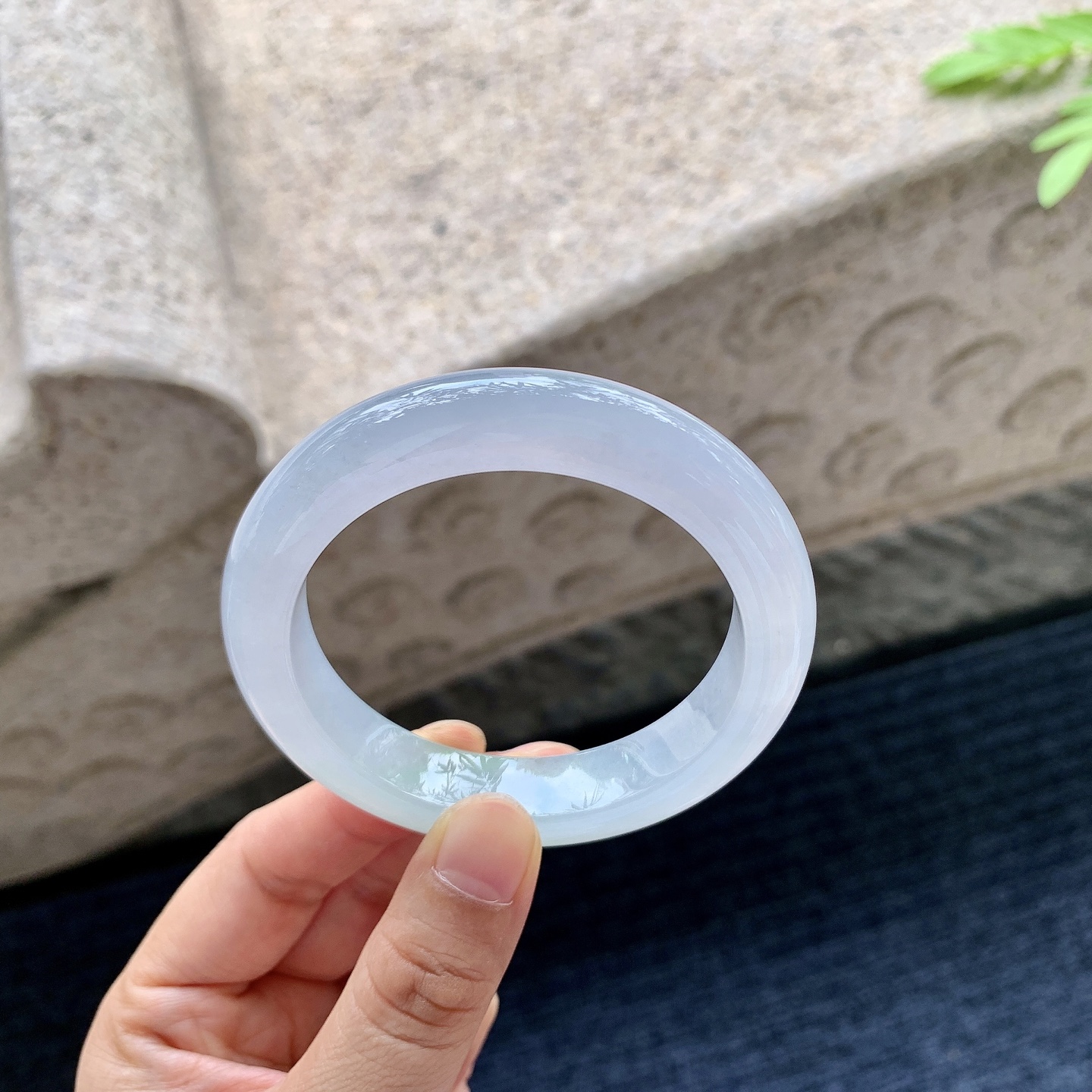 正圈 52.9/11.7/9 冰糯飘绿，水润，种老，细腻，无裂