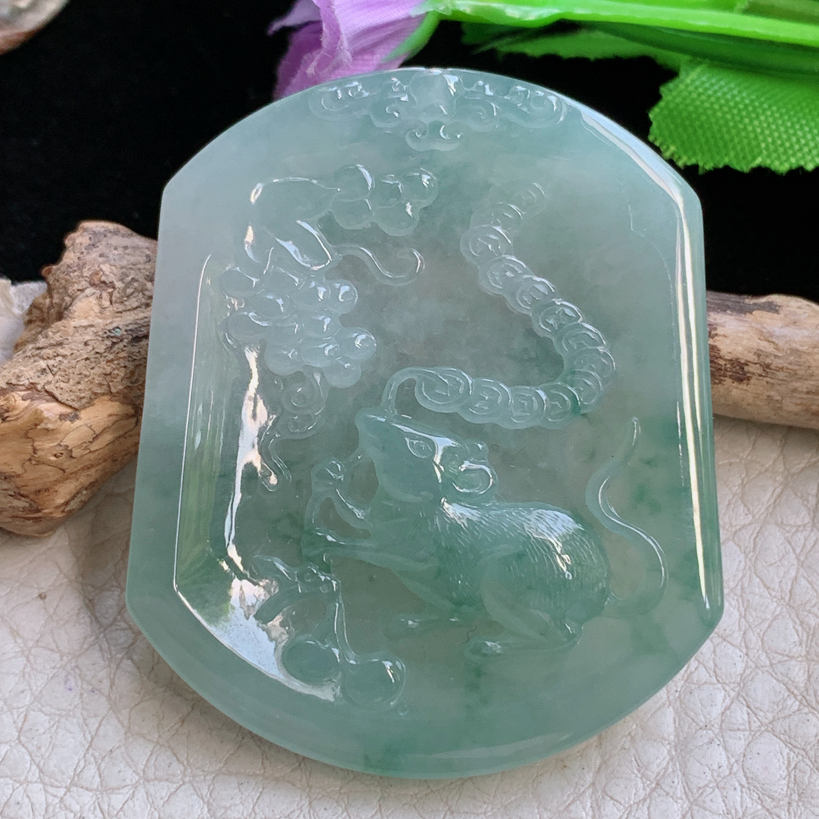 ktj实拍50.3*42*5.8缅甸翡翠a货精雕冰飘花招财鼠 生肖鼠玉吊坠