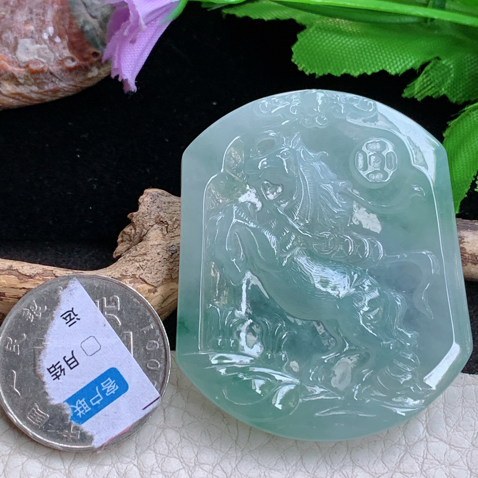ktj实拍51*43*5.6缅甸翡翠a货精雕冰晴飘花马上发财 生肖马玉吊坠