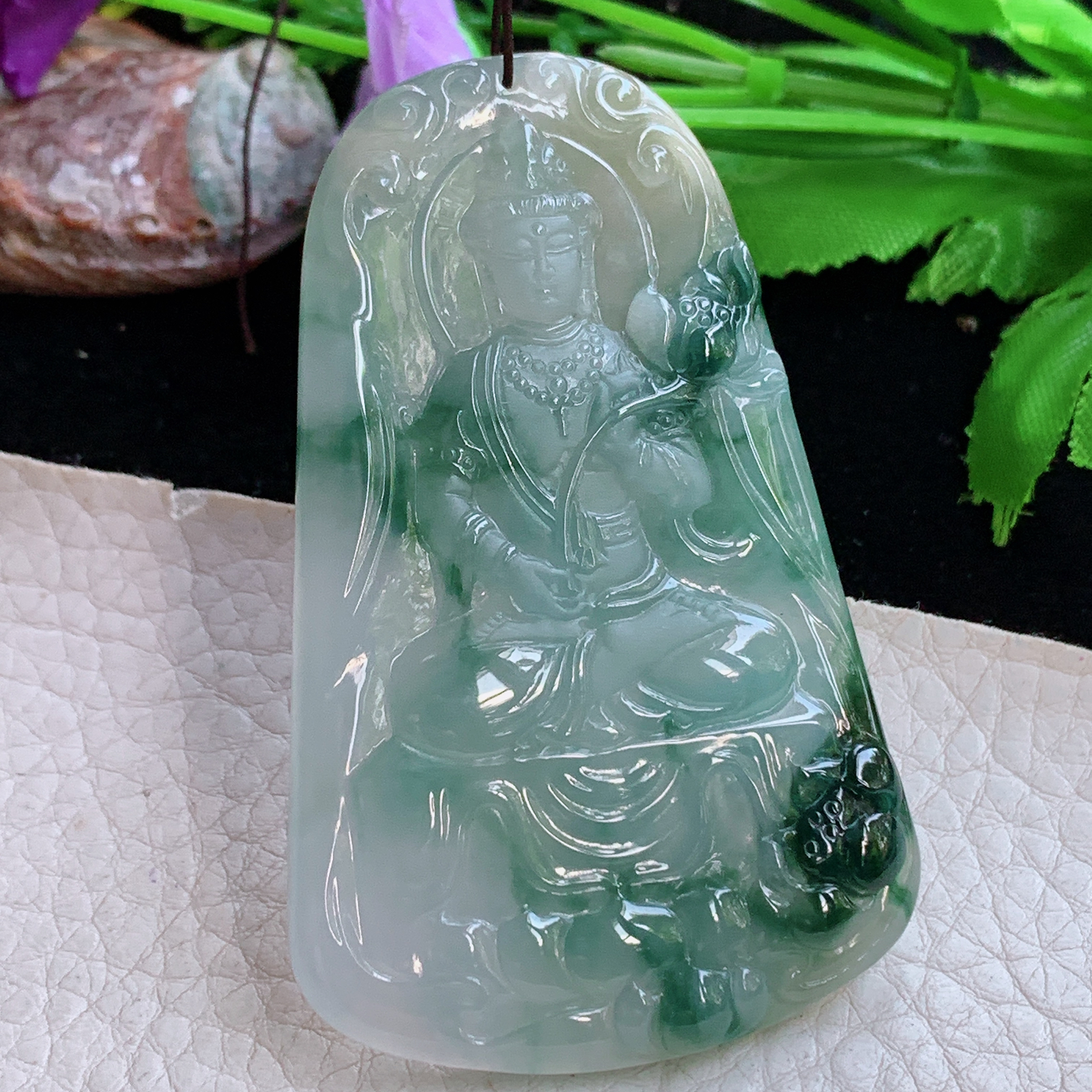 ktj实拍58.8*43.6*5.8缅甸翡翠a货精雕冰飘花大势至菩萨 生肖守护神玉吊坠