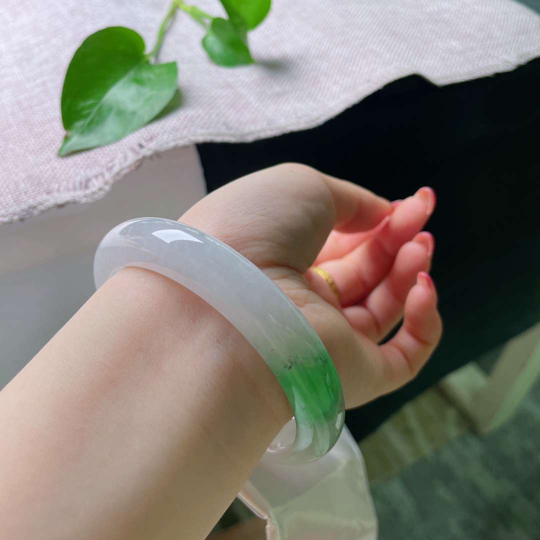 飘绿正圈，冰润细腻，色系甜美，清雅，种老，有纹，ss53783a