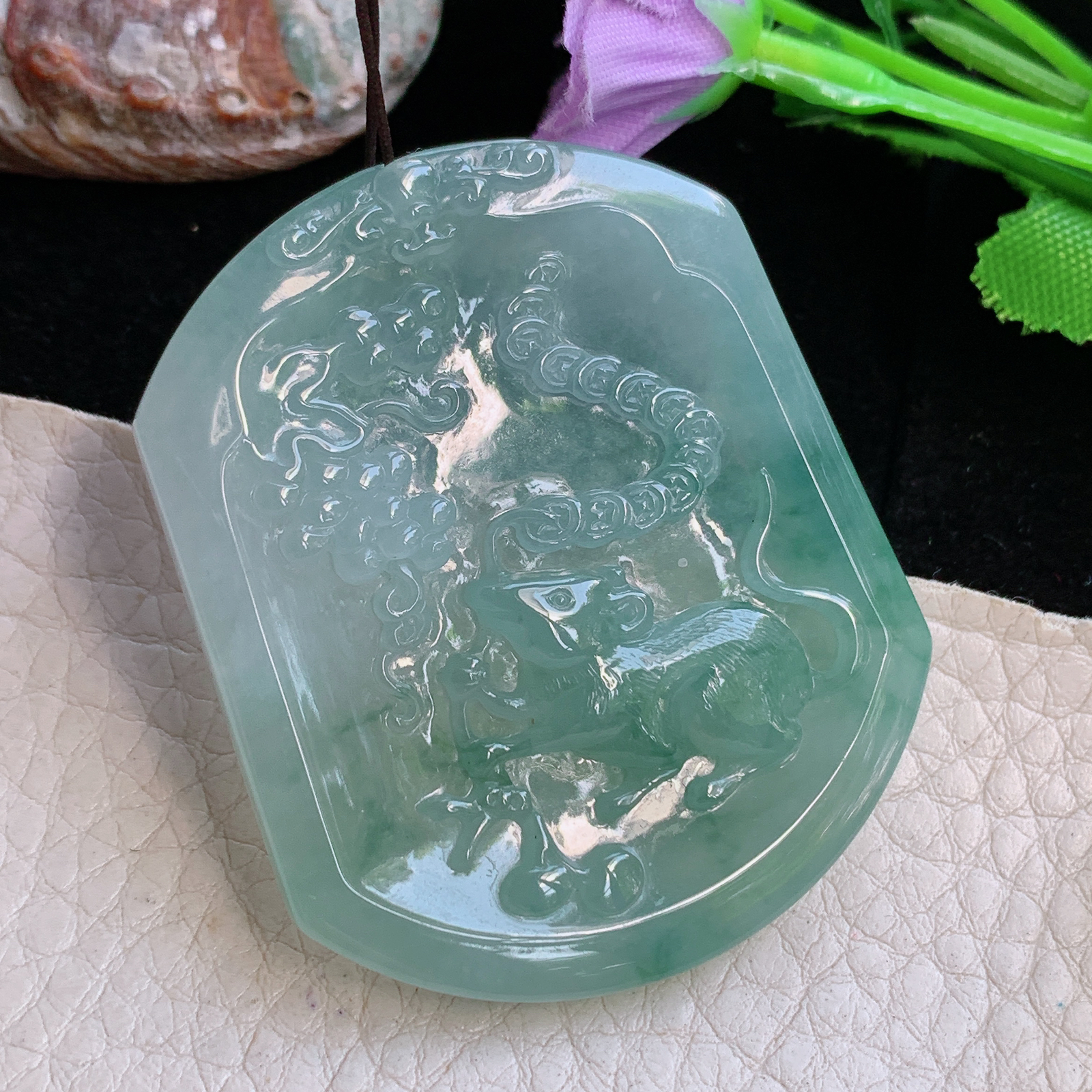 ktj实拍50.3*42*5.8缅甸翡翠a货精雕冰飘花招财鼠 生肖鼠玉吊坠