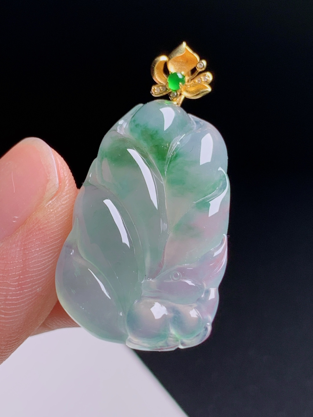 九尾狐吊坠，种水通透飘花写意，金镶莲花扣清新独特