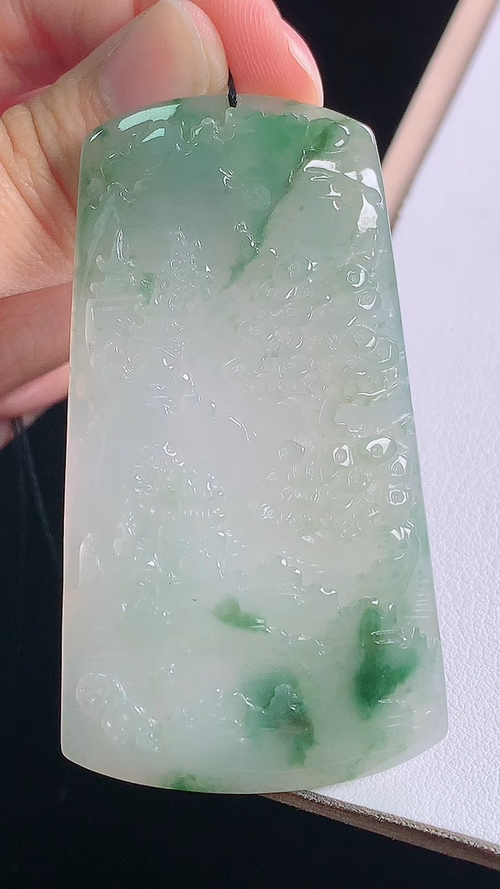 ️冰飘花山水牌，无裂，尺寸:64.7-35.8-5.7mm 16