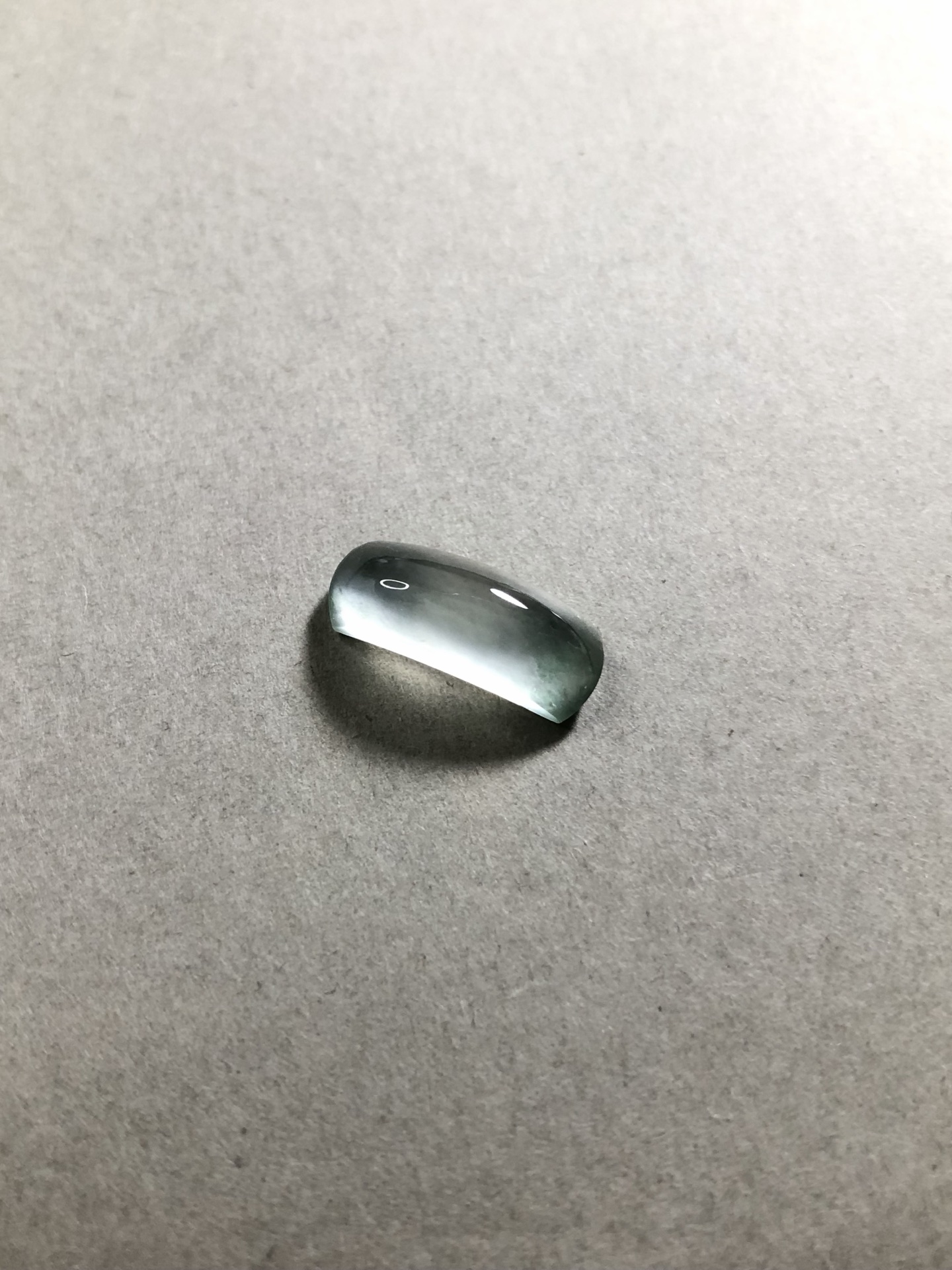 641408「冰种飘彩马鞍」胶感好，晶莹剔透，淡淡绿花，完整起光 15.3-5.7-4 胶感：