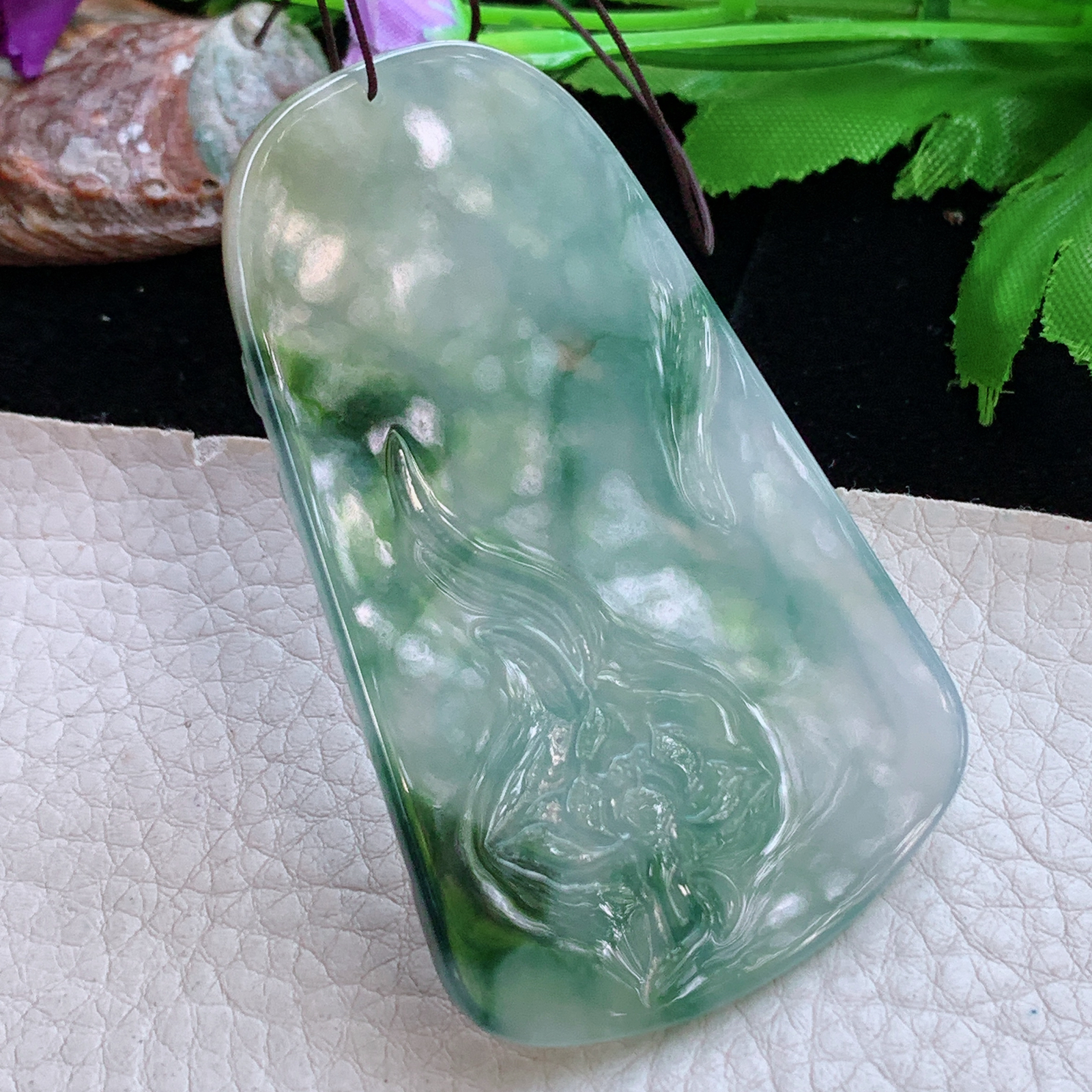 ktj实拍58.8*43.6*5.8缅甸翡翠a货精雕冰飘花大势至菩萨 生肖守护神玉吊坠