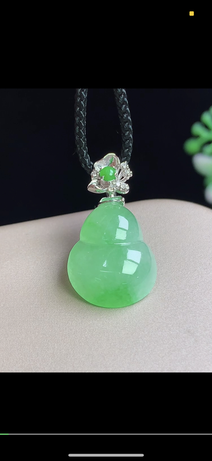 18k金镶冰绿葫芦，尺寸15-12.2-4.5mm