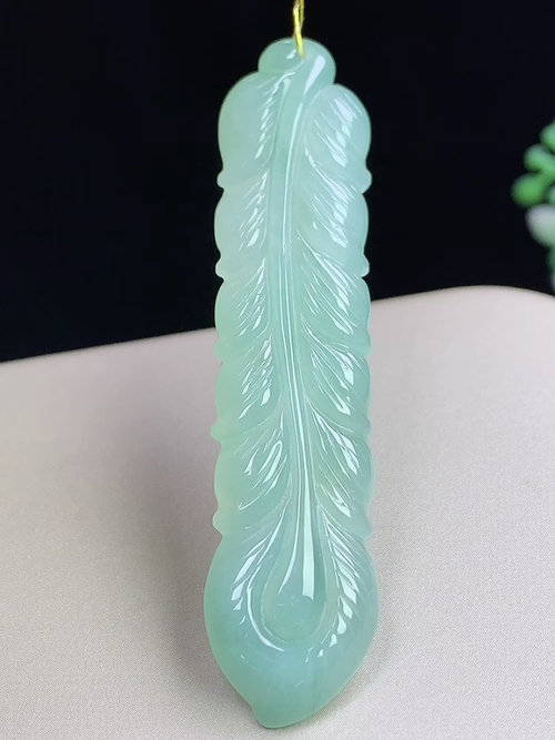 冰晴树叶，无裂，尺寸54.9-12.3-4.4mm，L20xcf