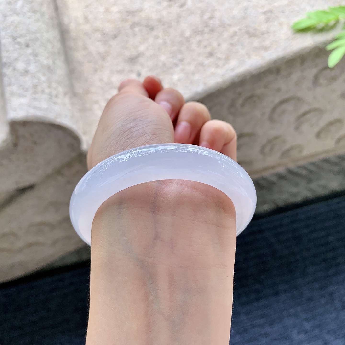 正圈 52.9/11.7/9 冰糯飘绿，水润，种老，细腻，无裂