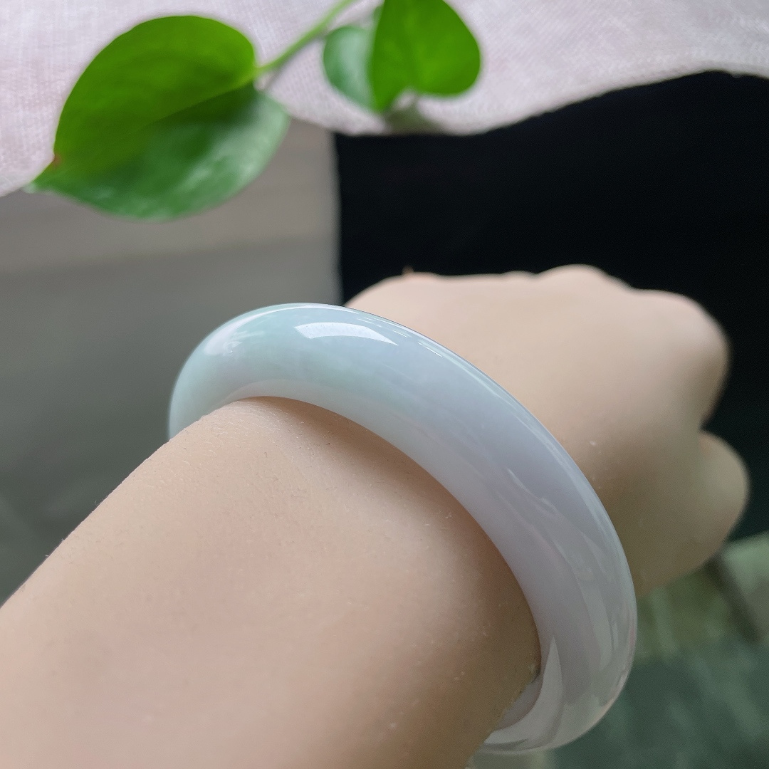 52/12.4/7.9，淡紫淡绿正圈，双色交织在一起，上手温婉又甜美，皮纹不显，ss55249a