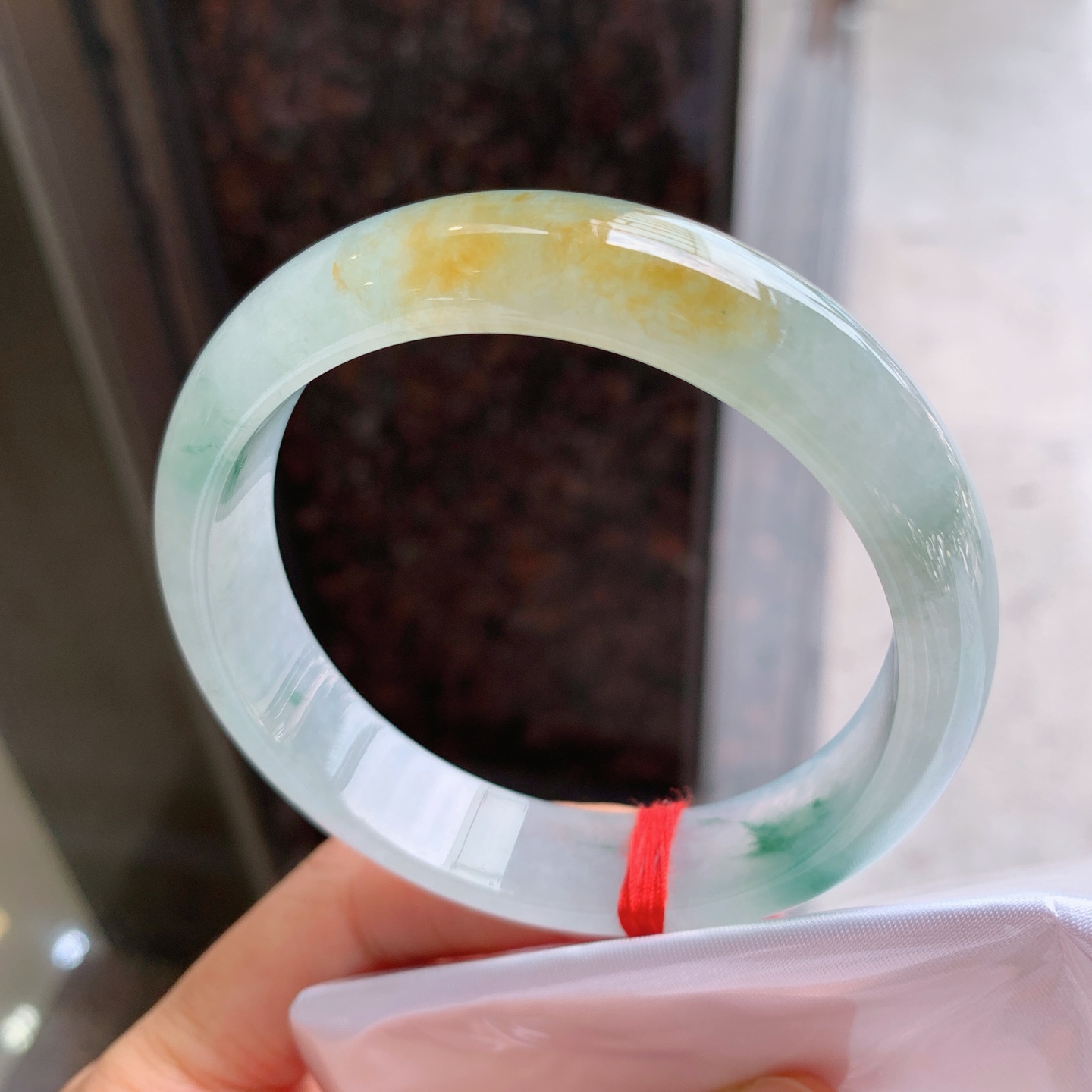 正圈冰黄翡飘花 无裂 尺寸：57.8/13.6/7.3 细腻