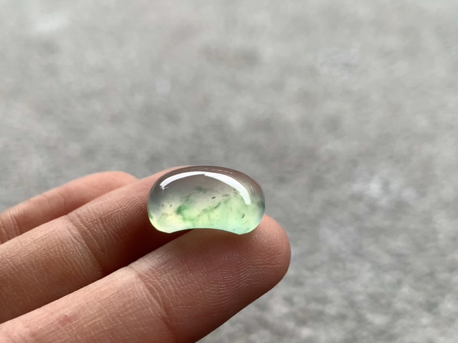 ️ 【飘彩马鞍】尺寸：15.3×8.7×6.5mm