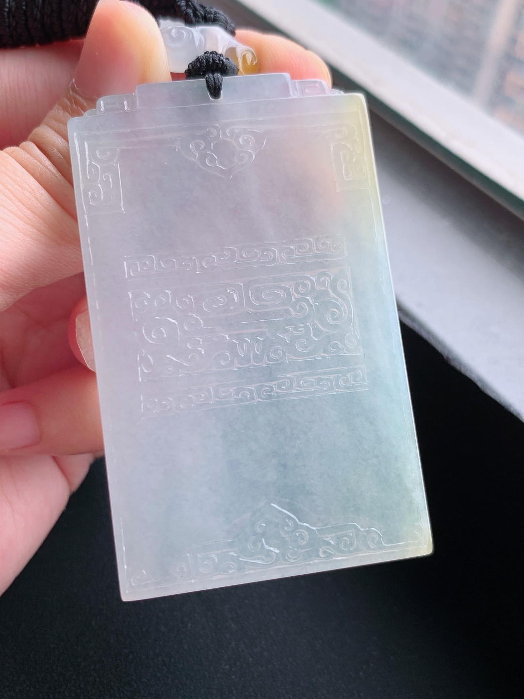 冰黄翡仿古无事牌，玉质冰润纹路古朴，素牌大气沉稳耐看自然光拍摄 670618