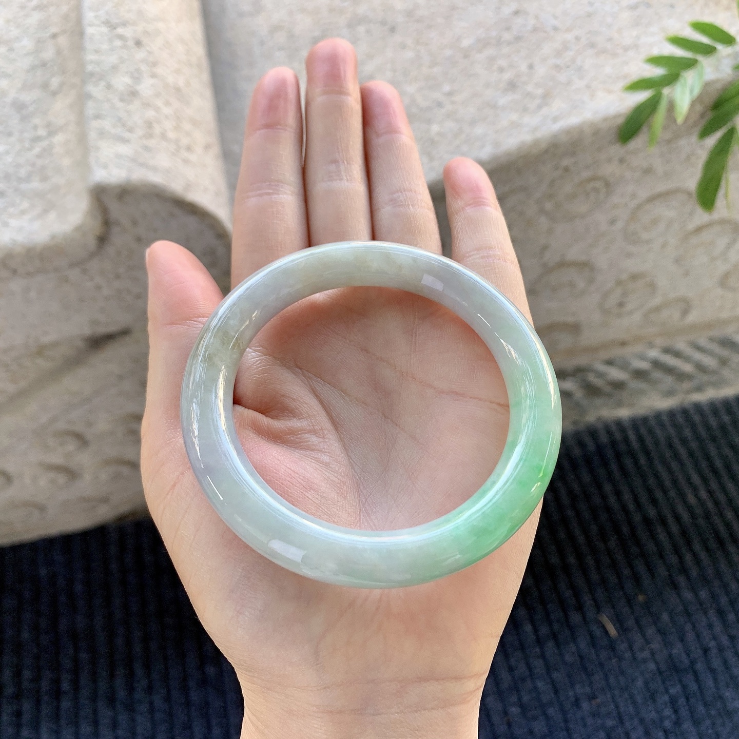 细糯椿彩，水润，种老，打灯有絮线