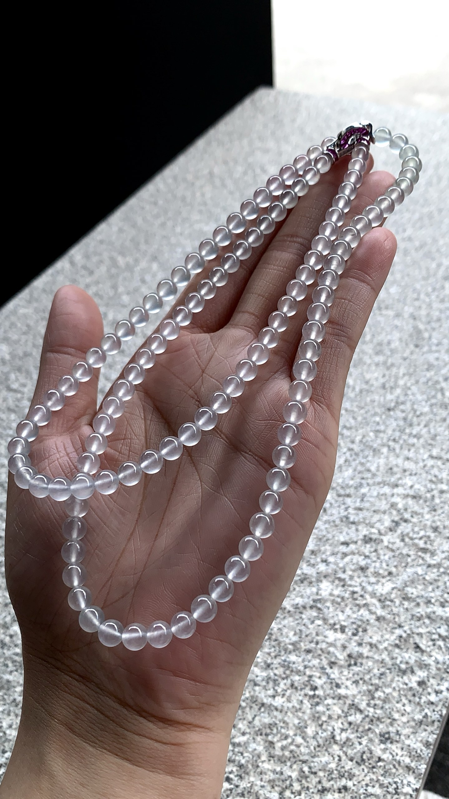 ️ 珠链 尺寸：5.8/5mm 共117颗 冰润澄澈，珠韵雅致灵动
