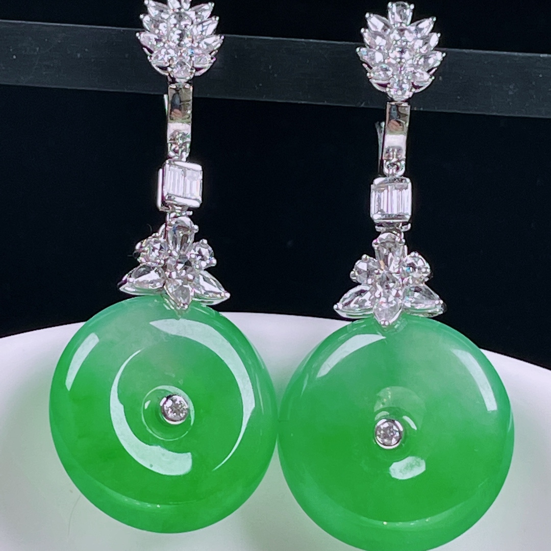 ️冰绿耳坠，老种起光，细底通透，尺寸：裸石44.5裸石19/4.9mm0622