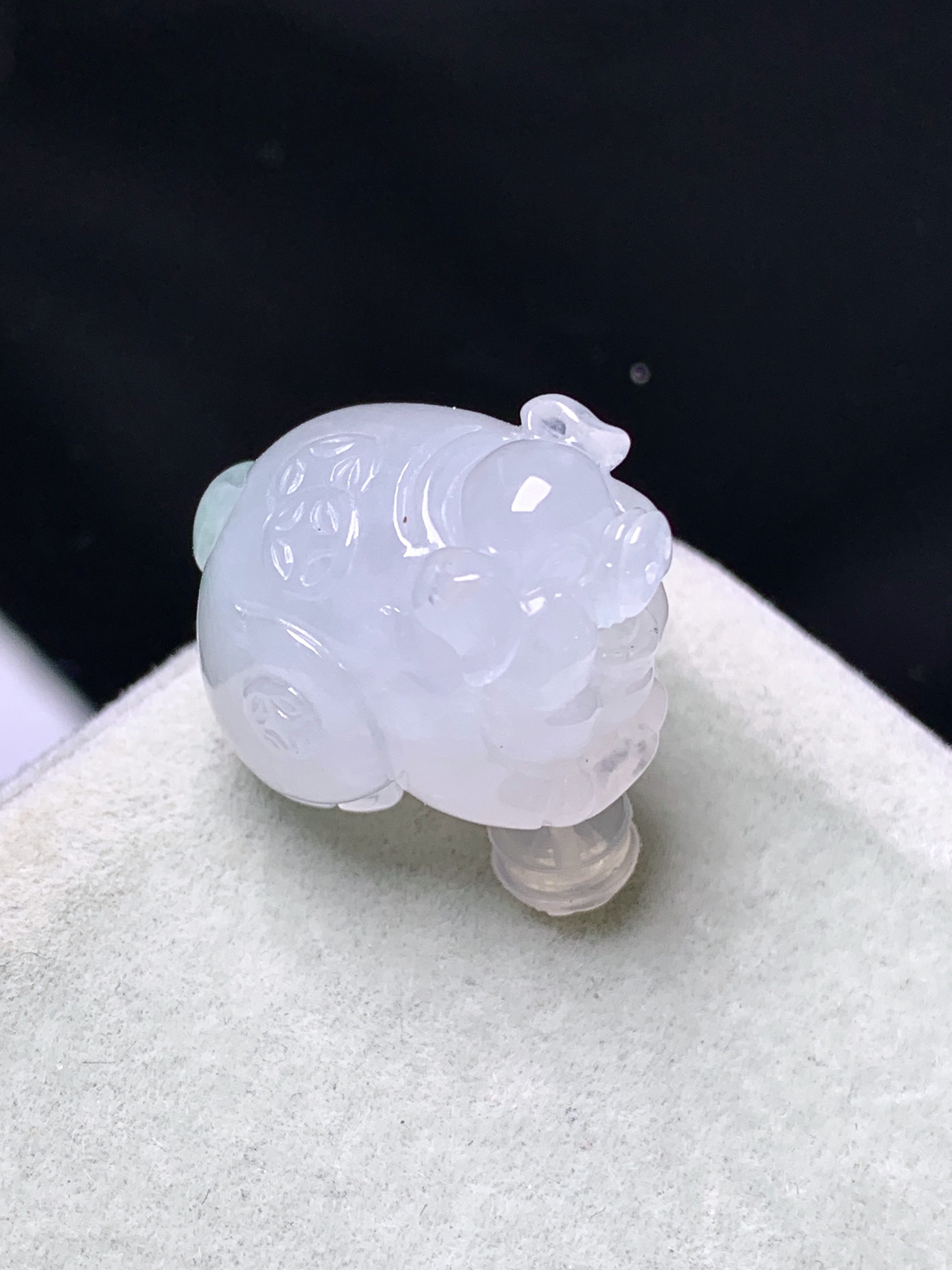 镶嵌款 冰种貔貅吊坠 玉质细腻 色泽艳丽清新 整体尺寸19.5*14.7*13.3 f4