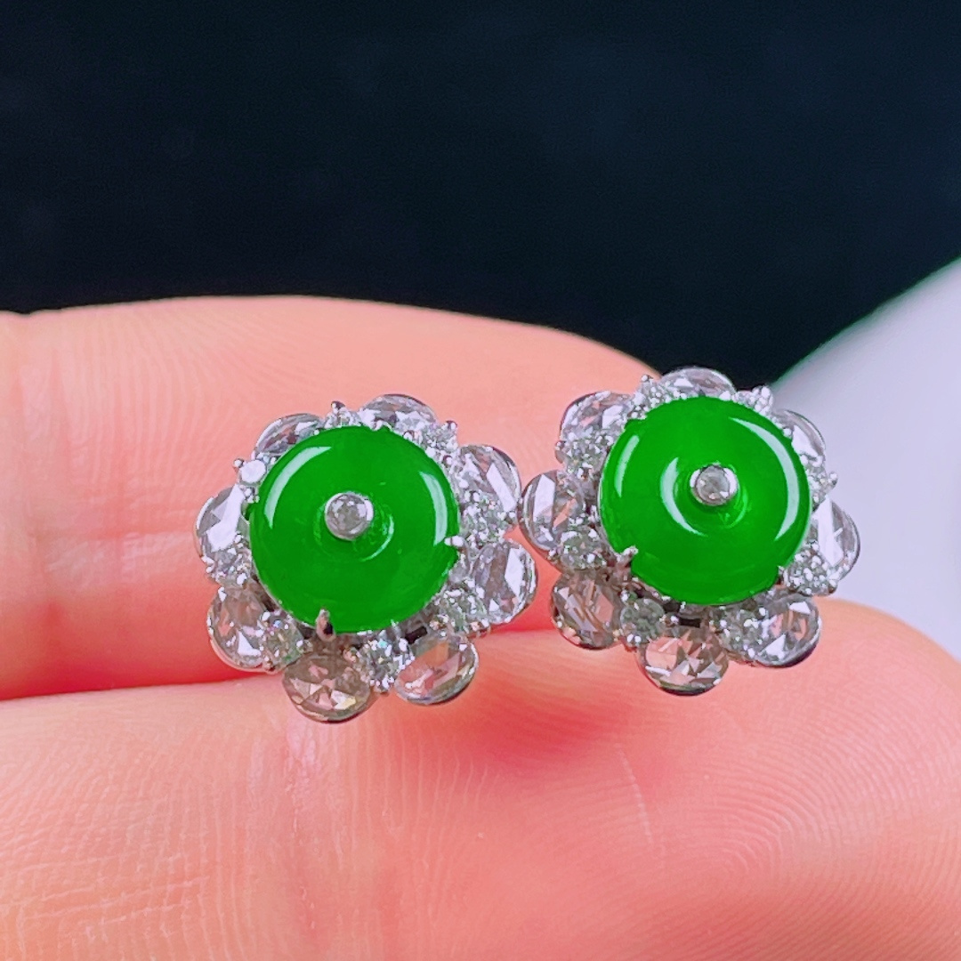 ️冰绿耳钉，老种起光，细底通透，尺寸：裸石7.5/2.3mm0622