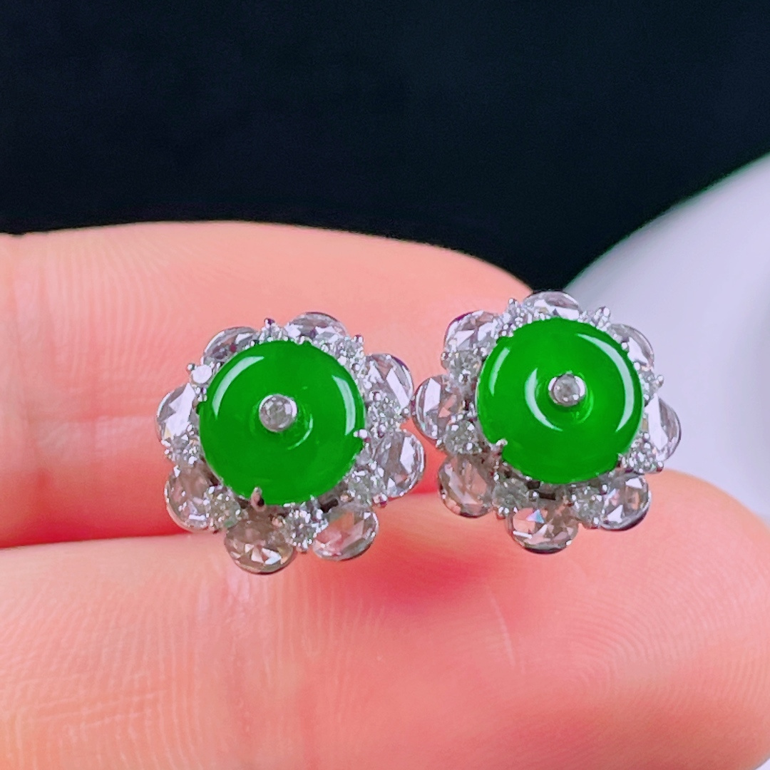 ️冰绿耳钉，老种起光，细底通透，尺寸：裸石7.5/2.3mm0622