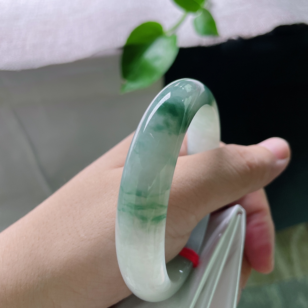 飘花正圈，水润细腻，婉间风华，典雅贵气，无裂，ss54243a