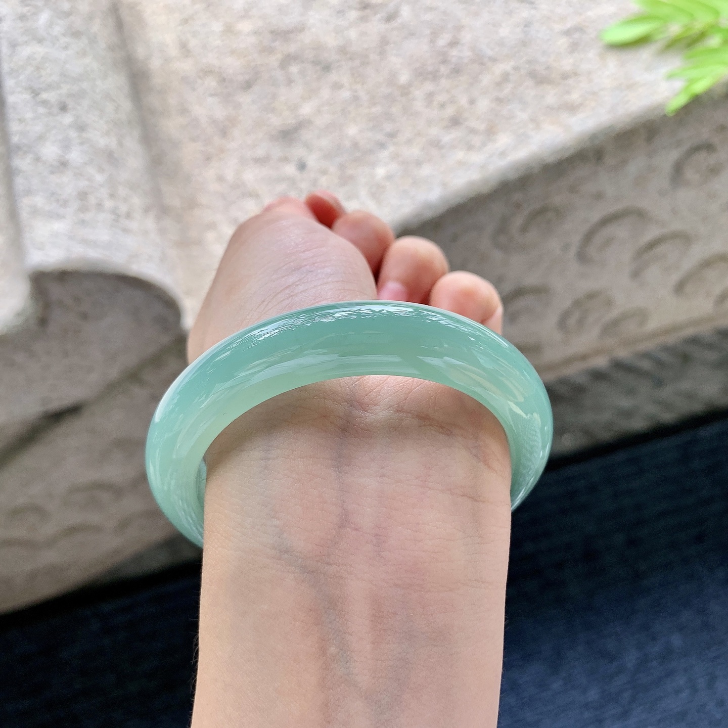 正圈55 细糯油绿，水润，种老，细腻，无裂