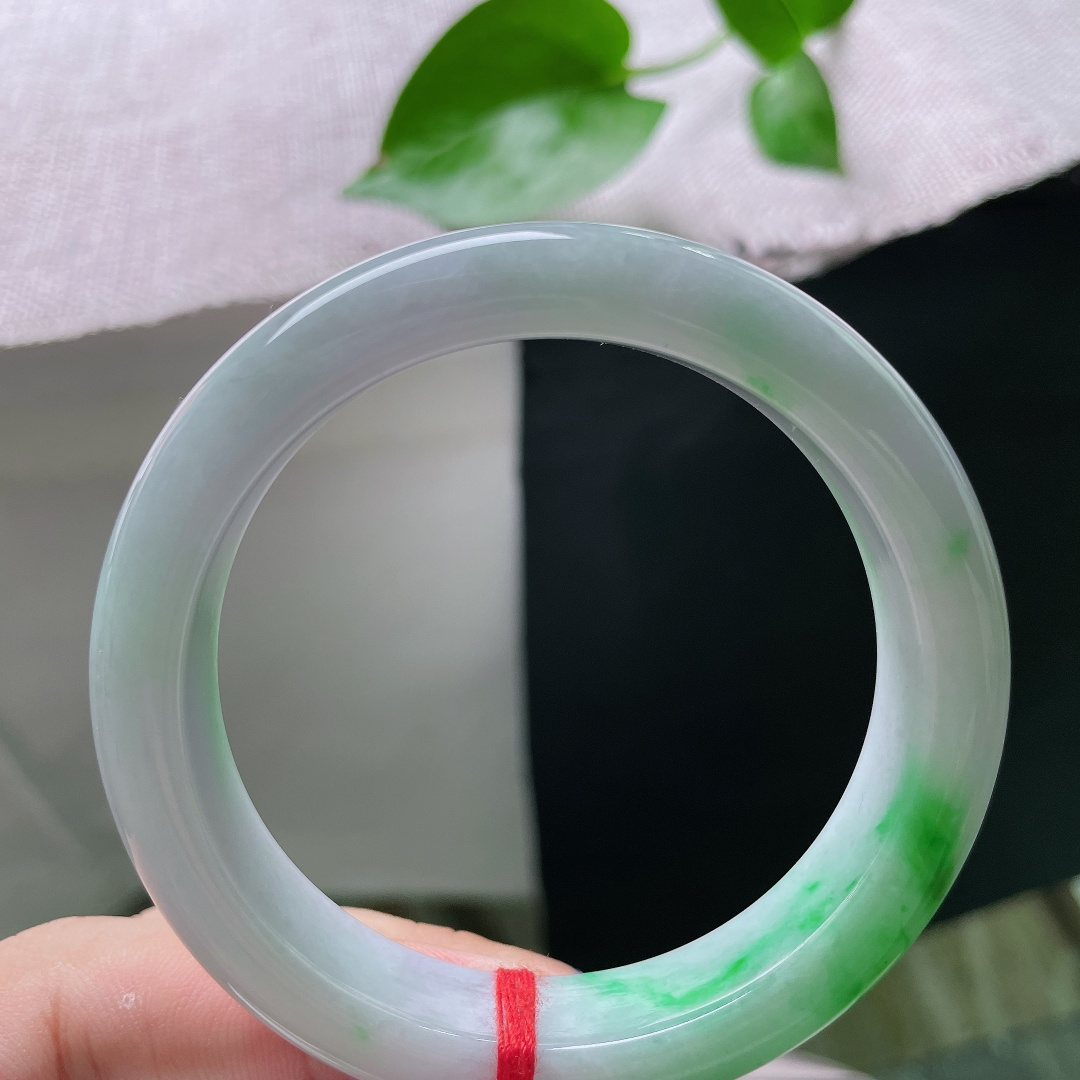 55/12.4/8.1，飘绿正圈，细腻，贵气十足，皮纹，ss53577a