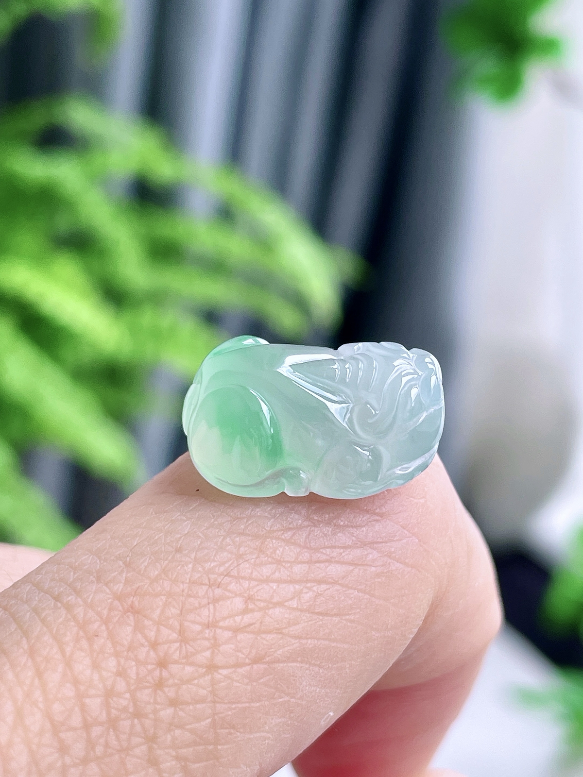 冰飘花貔貅吊坠
【说明】缅料 完美 性价比高  厚装
【尺寸】16.8-11-7
【重量】2.7克