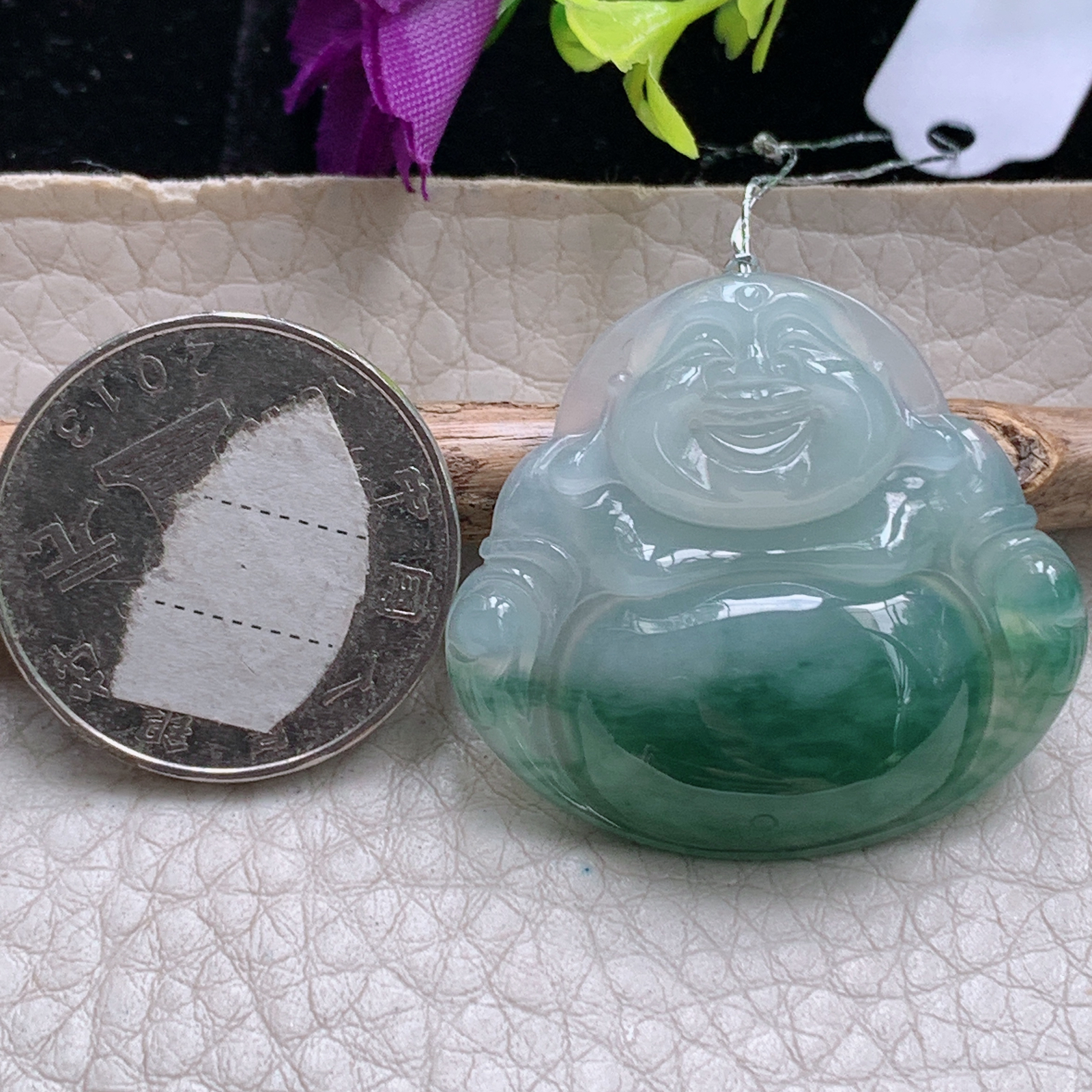 qxm实拍31*33.8*6天然缅甸翡翠a货半山水饱满佛公 开心佛玉吊坠