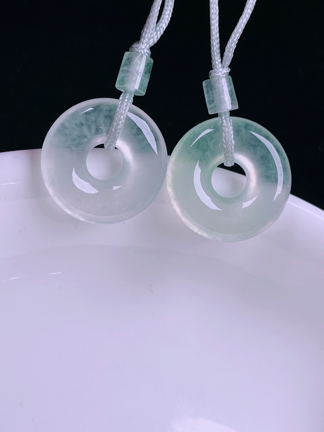 ️老种起光，细底通透，尺寸：13.8/3.4mm0622