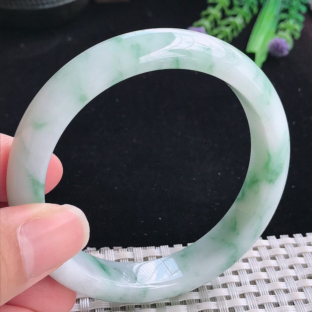 实拍A货翡翠58/12.7/8.2平安镯老坑温润冰飘花手镯宽边玉手镯
