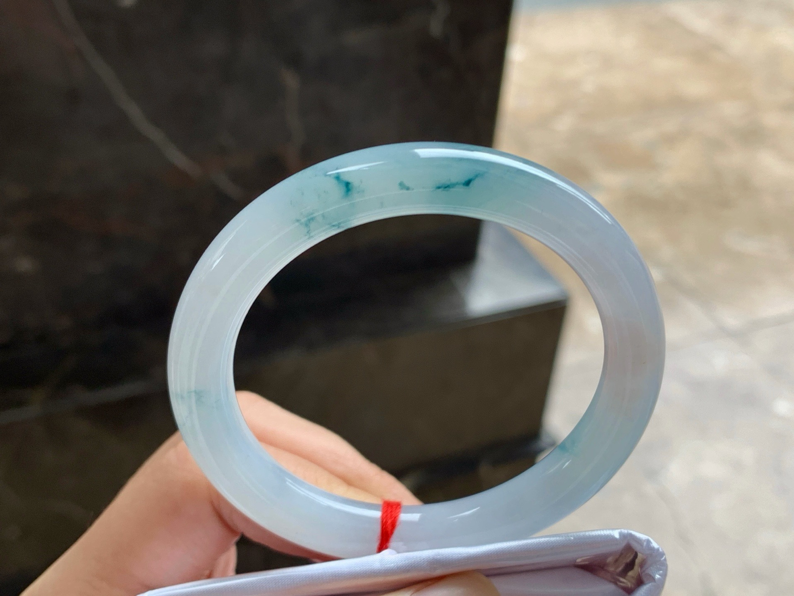 55-9.3
蓝花细条^_^飘花灵韵 清新