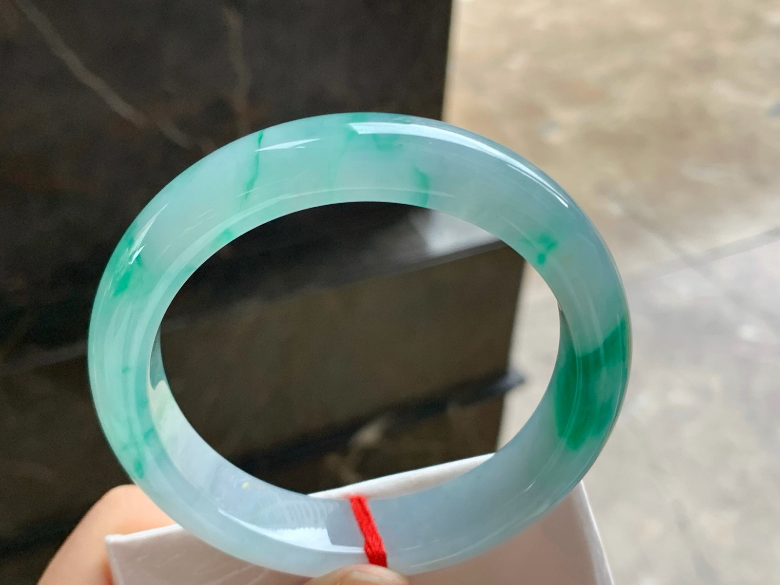 58.5-13.2-9.1
绿花手镯^_^鲜艳 起光