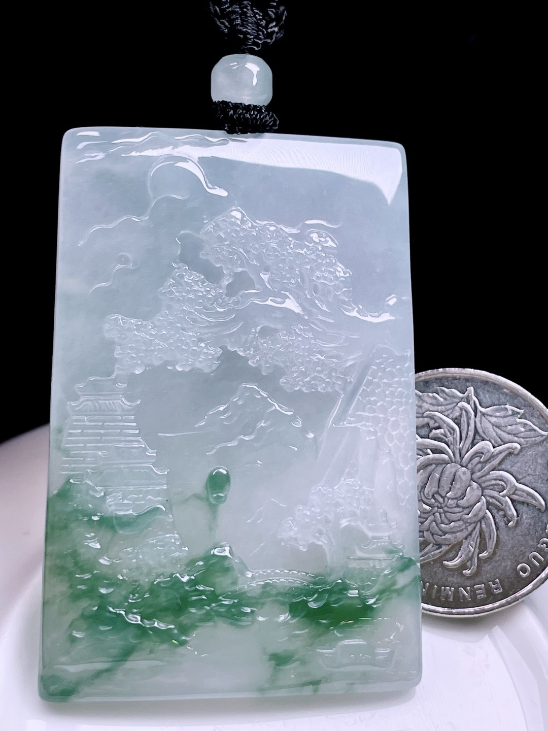 冰飘花山水牌 飘花灵动，种老水润 尺寸：53/36/5