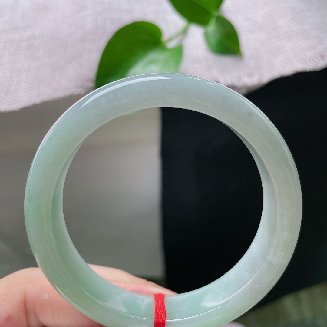 53/12.4/7.7果绿正圈，细腻，半山水有相逢，意境感满满，甜美，无裂，ss54923a
