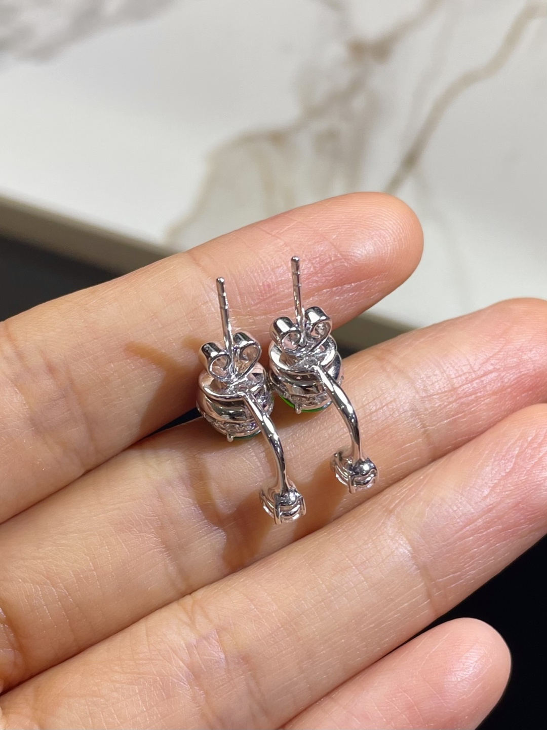 ️新品 | 冰种正阳绿蛋面耳钉裸石：6.5*5.5*3.5mm整体：16.5*7*7mm