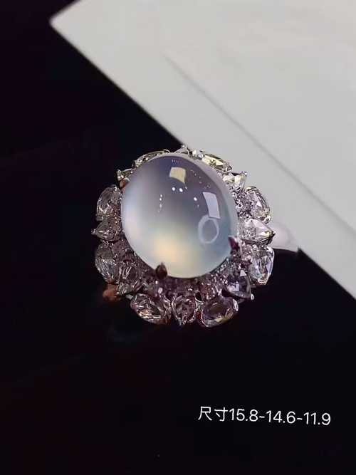 18k金+钻玻璃种蛋面戒指，饱满圆润晶莹剔透，性比高 无裂，15.8-14.6-11.9