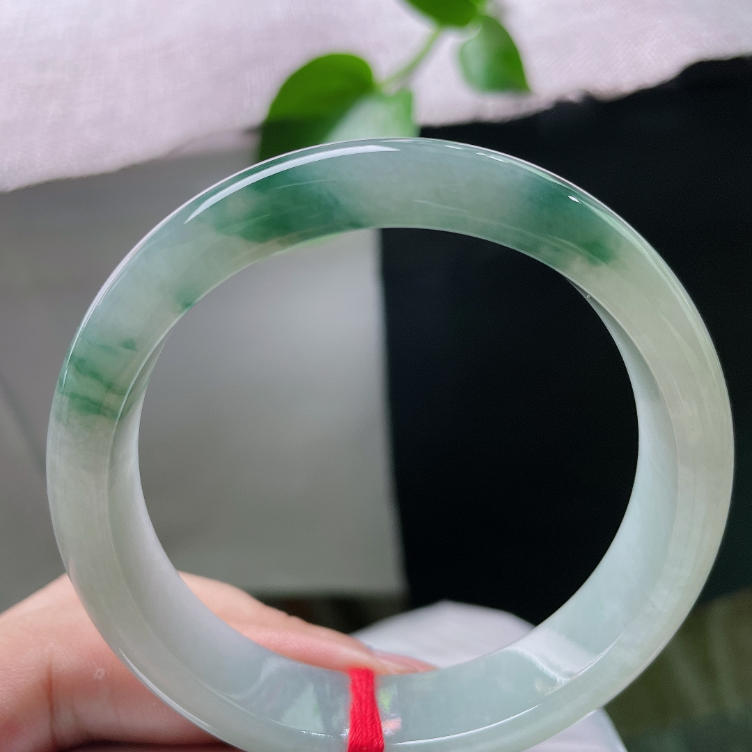 飘花正圈，水润细腻，婉间风华，典雅贵气，无裂，ss54243a