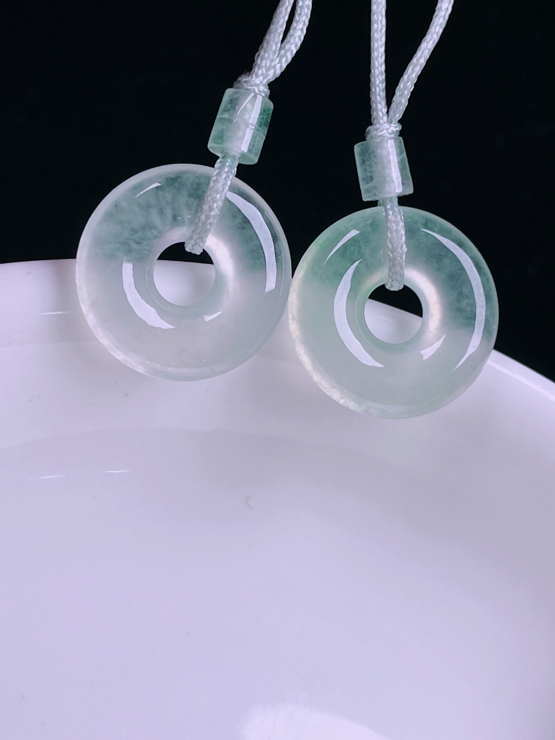 ️老种起光，细底通透，尺寸：13.8/3.4mm0622